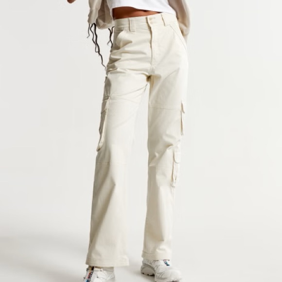 Abercrombie & Fitch Beige Cargos - Picture 2 of 6